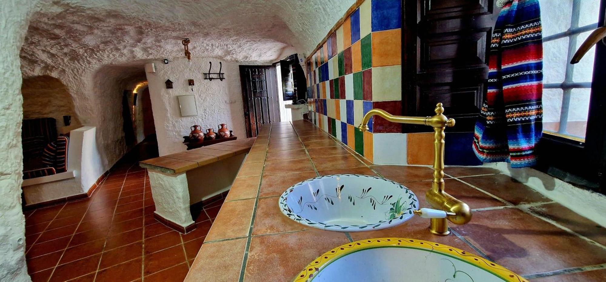 Casa Cueva Cascamorras "Capricho Andaluz" بازا المظهر الخارجي الصورة