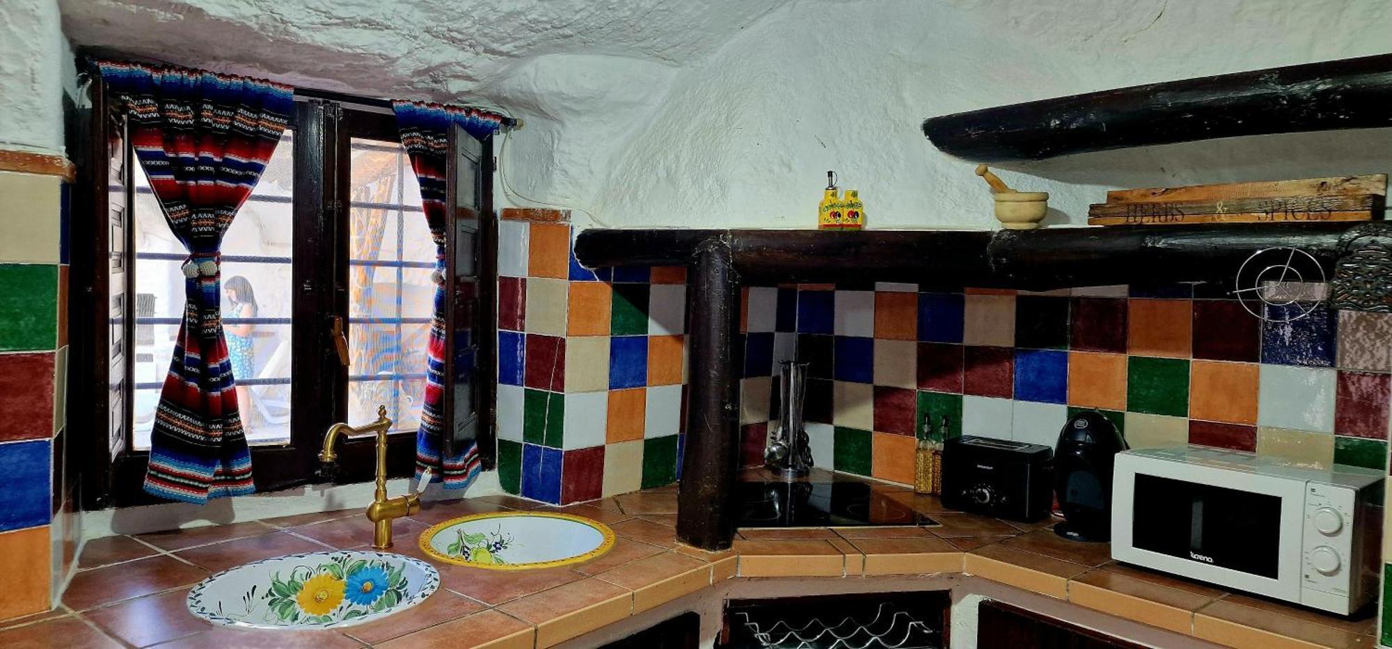 Casa Cueva Cascamorras "Capricho Andaluz" بازا المظهر الخارجي الصورة